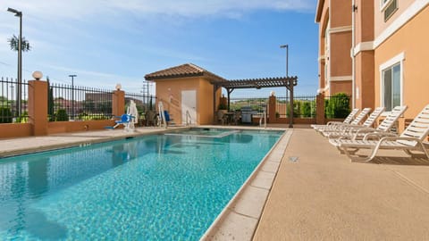 Pool view, Swimming pool, Swimming pool