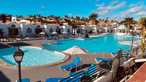 Pool view, Pool view, Swimming pool