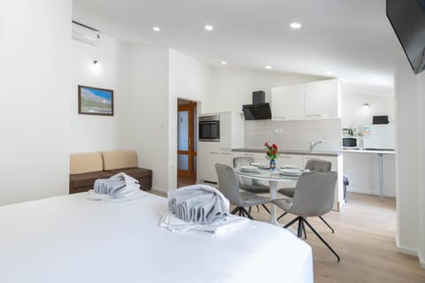 Apartment Kristina Dujmovic Copropriété in Baška Voda