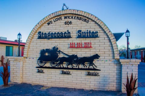 Stagecoach Suites Hotel in Wickenburg