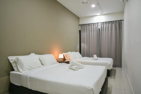 Damen Subang by Widebed Appartamento in Subang Jaya