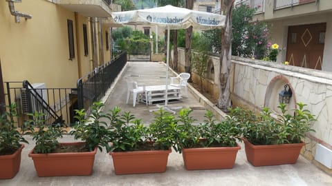 Villa Aurora Per Vacanze House in Palermo