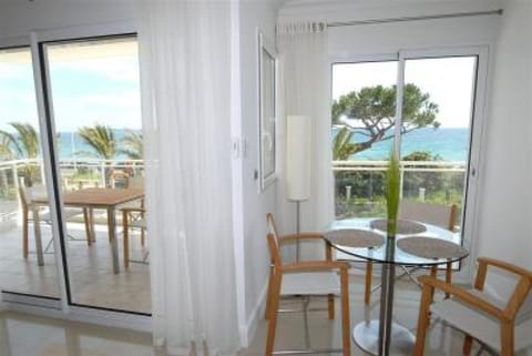 Balcony/Terrace, Dining area