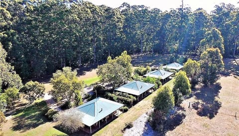 Treenbrook Cottages Chalet in Channybearup