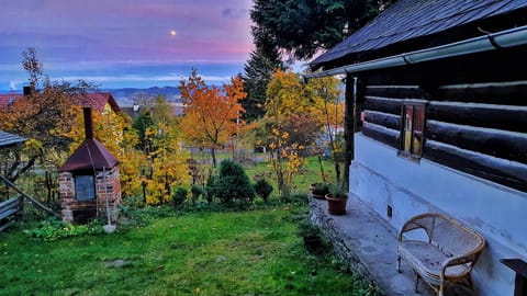 Malebná chalupa u Javorníku na Šumavě House in South Bohemian Region