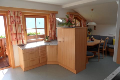 Kitchen or kitchenette, Living room, Seating area