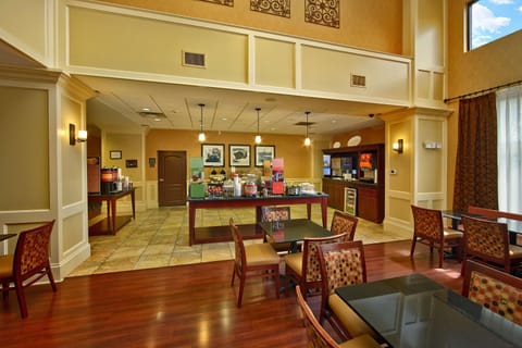 Hampton Inn & Suites Sevierville at Stadium Drive Hotel in Sevierville