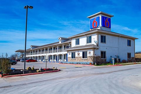 Motel 6-Rhome, TX Hotel in Fort Worth