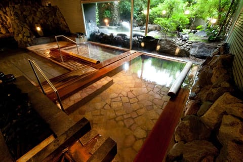 Hot Spring Bath, Public Bath, Internal: Not applicable to any particular room