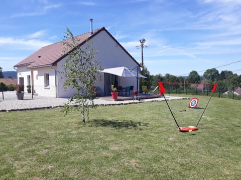 BBQ facilities, Garden, Balcony/Terrace