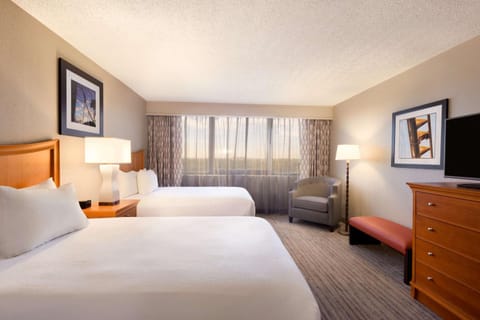 Embassy Suites by Hilton Orlando International Drive ICON Park Hotel in Orlando