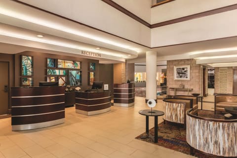 Embassy Suites by Hilton Orlando International Drive ICON Park Hotel in Orlando