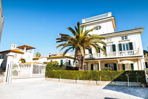 Residence Villa Piani Aparthotel in San Vincenzo