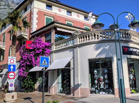 Sembenini Palace Apartment hotel in Riva del Garda