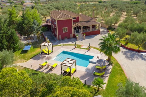 Property building, Pool view