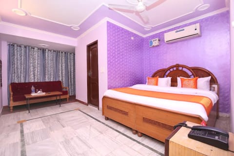 Hotel Rajesh Palace Hotel in Chandigarh