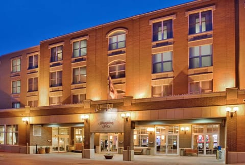 Hampton Inn at Tin Lizzie Gaming Resort Hotel in Deadwood