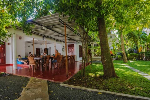 Gihan Guesthouse Hotel in Mirissa