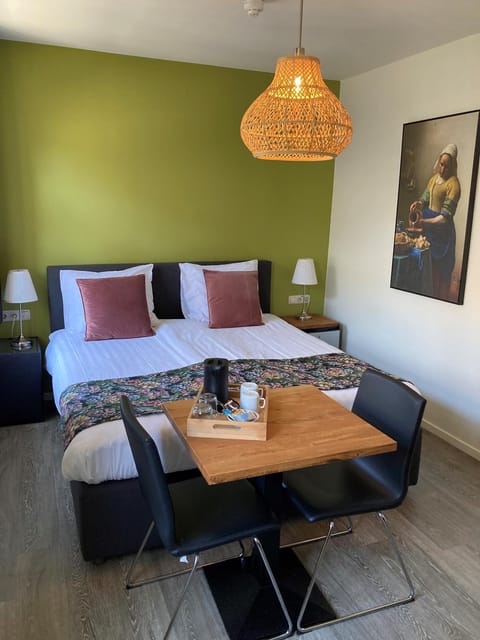 Property building, Coffee/tea facilities, Bedroom