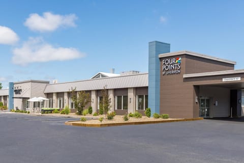 Four Points by Sheraton Eastham Cape Cod Hotel in North Eastham
