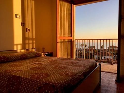 Balcony/Terrace, Bedroom, Sea view