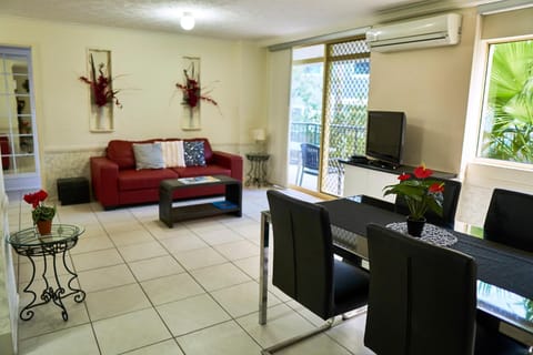Bayview Beach Holiday Apartments Apartment hotel in Gold Coast