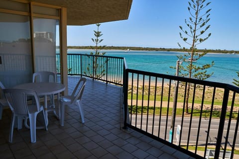 Bayview Beach Holiday Apartments Apartment hotel in Gold Coast