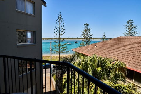 View (from property/room), Balcony/Terrace, Sea view