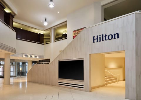 Hilton Arlington Hotel in Arlington