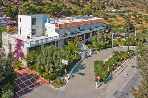 Venezia Bungalows Apartment hotel in Karpathos, 857 00, Greece