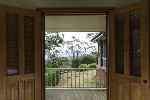 Highland View House in Mount Victoria