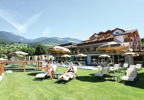 Hotel Weiher Green Lake Hotel in Trentino-South Tyrol