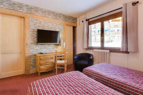 Le Castillan Hotel in Huez