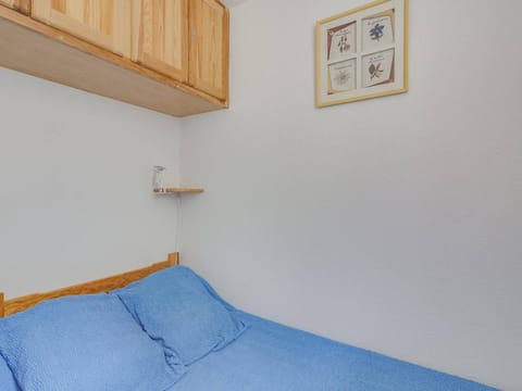 Studio Cabine pour 6 pers avec Balcon, Parking et Wifi - Esquièze-Sère - FR-1-402-30 Apartment in Luz-Saint-Sauveur