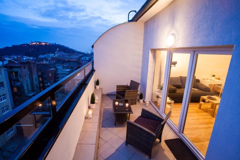 Haas Apartments Stojanova with Parking Condominio in Brno