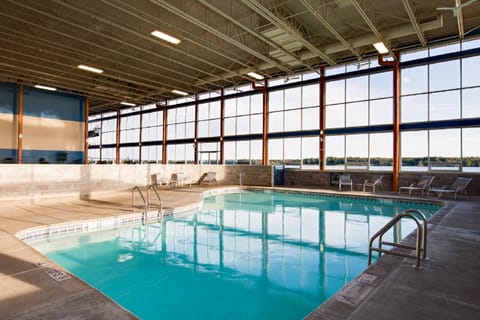 Niagara Riverside Resort; BW Premier Collection Hotel in Niagara Falls