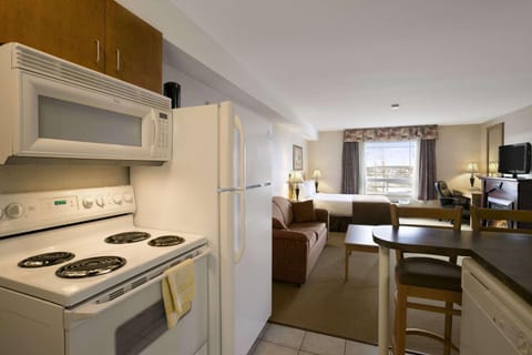 Kitchen or kitchenette, Photo of the whole room, On site