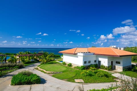 Pristine Bay Beach Home 104 Casa in Bay Islands Department
