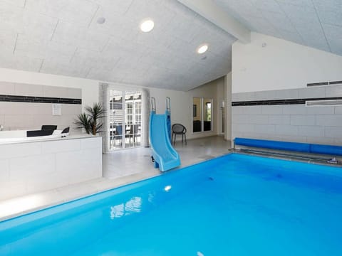 24 person holiday home in Bl vand House in Blåvand