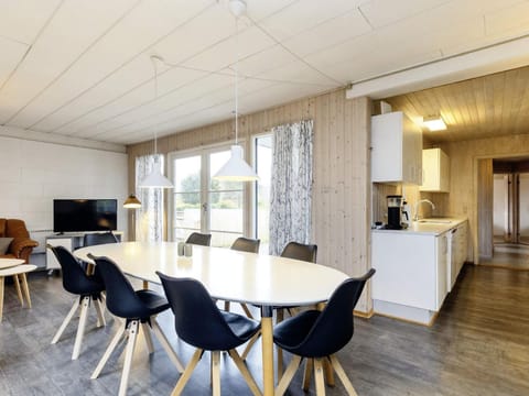 8 person holiday home in V ggerl se House in Væggerløse