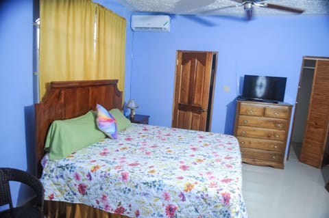 Eagle's Nest Bed and Breakfast in Montego Bay