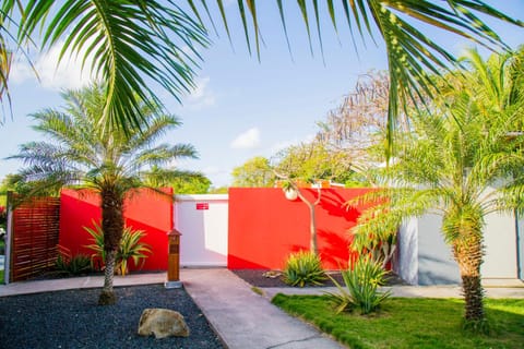 Fleurs de canne piscines privées House in Guadeloupe