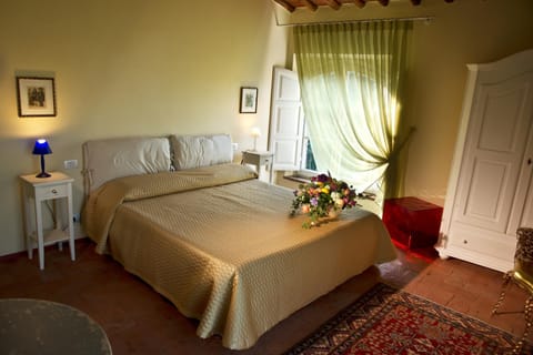 Suite Accommodation Bed and Breakfast in Lucca