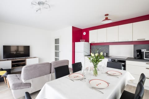 Le Garden by Cocoonr Condo in Dinard