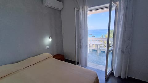 View (from property/room), Photo of the whole room, Sea view