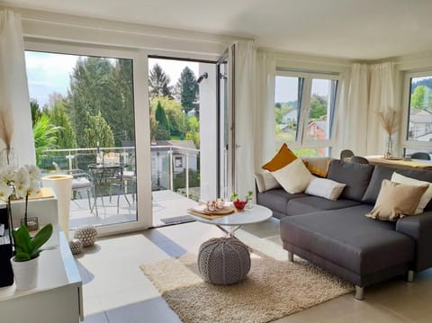 Balcony/Terrace, Living room