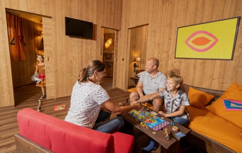 Seating area, children, Family