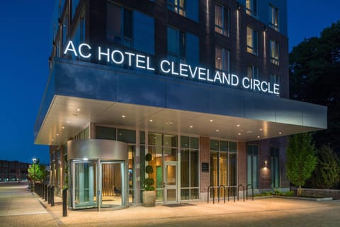 AC Hotel by Marriott Boston Cleveland Circle Hotel in Brookline