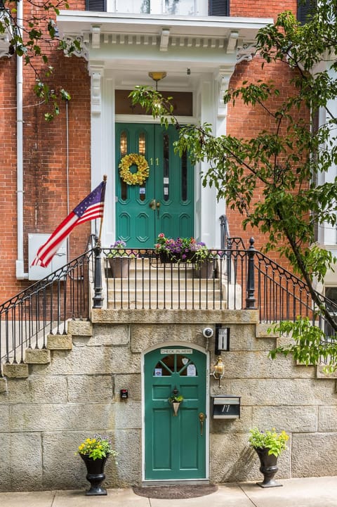 Christopher Dodge House Bed and Breakfast in Providence