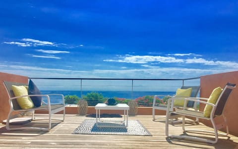 Day, View (from property/room), Balcony/Terrace, Living room, Sea view